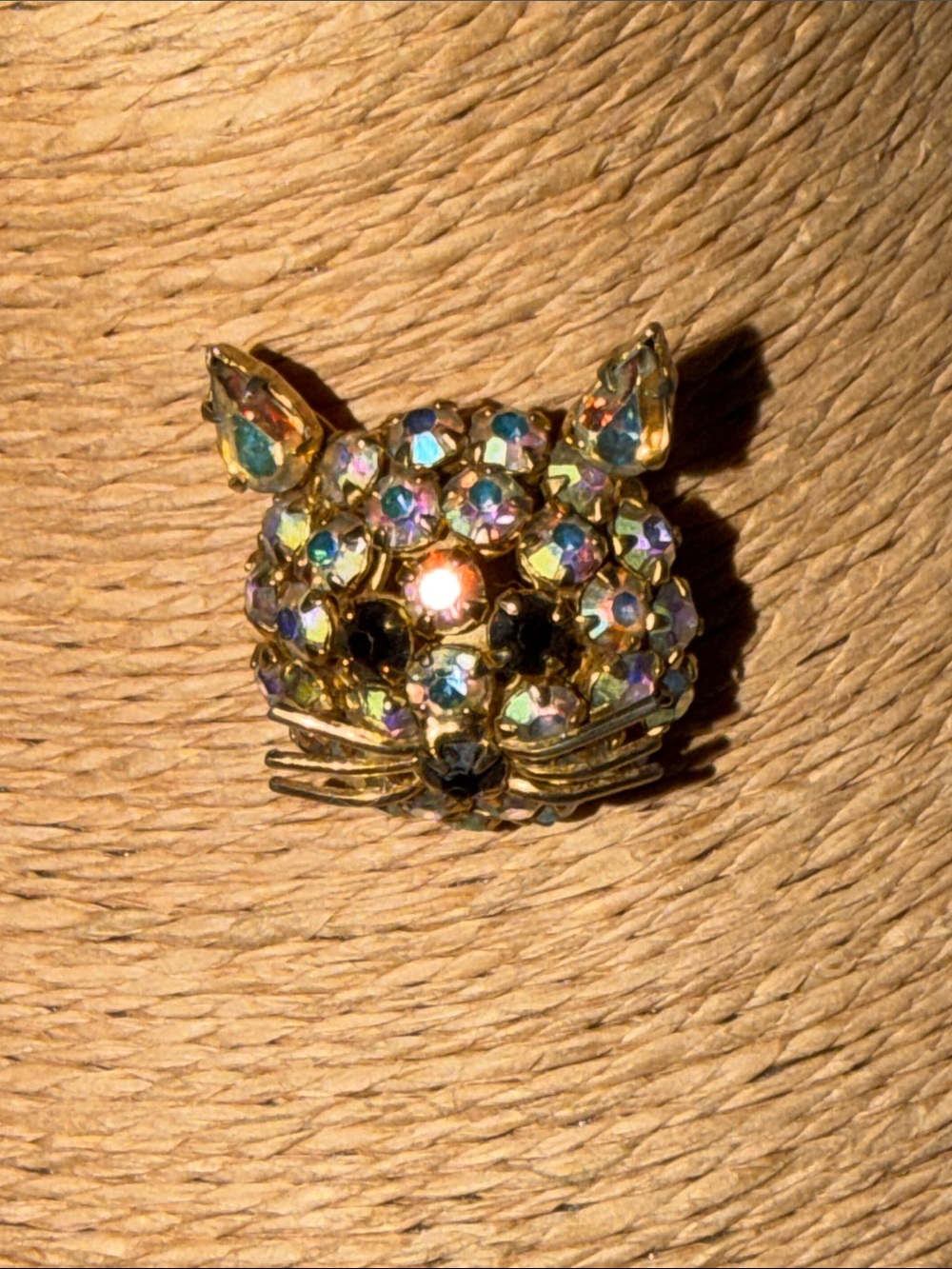 Vintage cat brooch aurora borealis rhinestone with marquis rhinestone ears - Picture 2 of 7